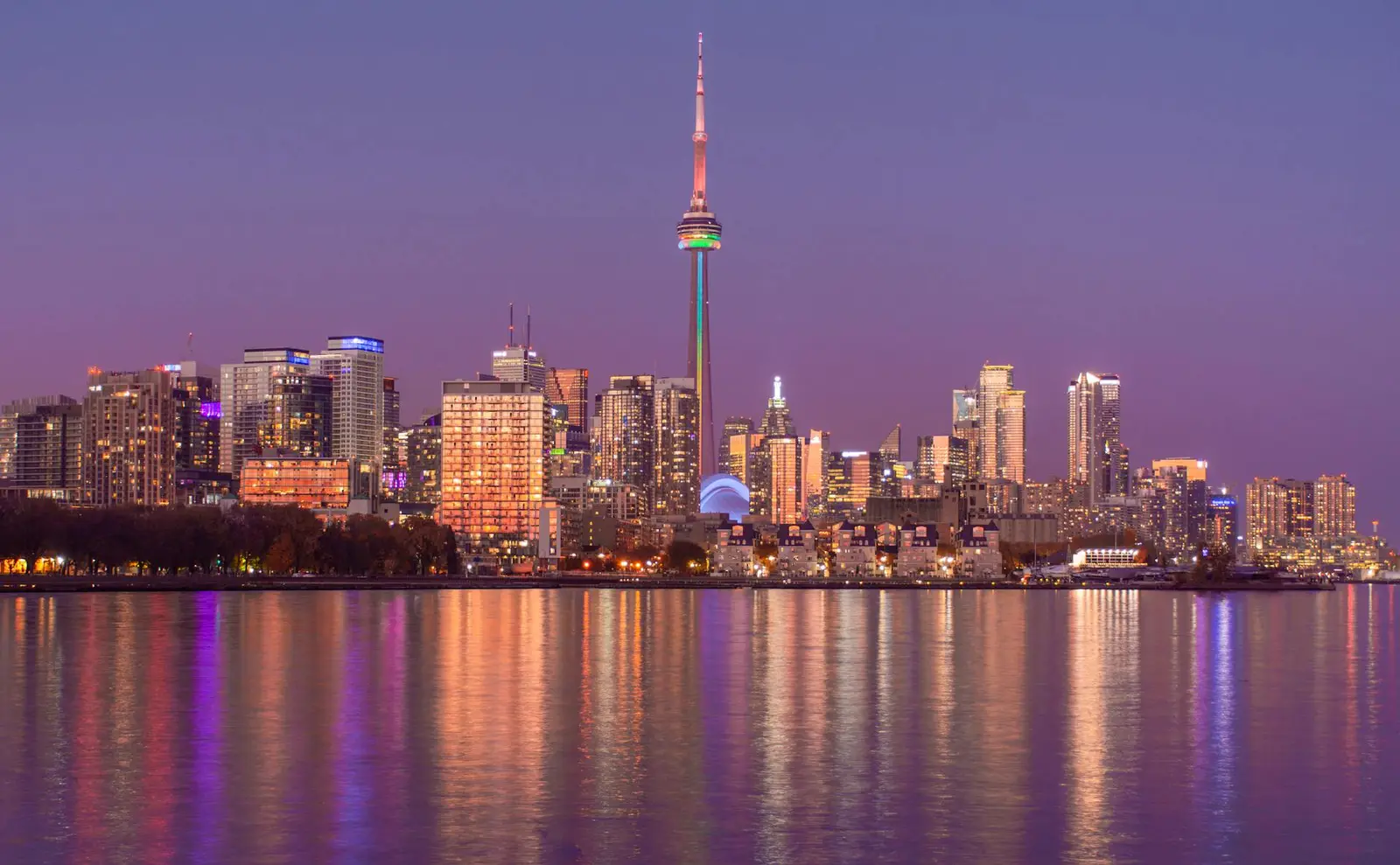 Toronto skyline at dusk